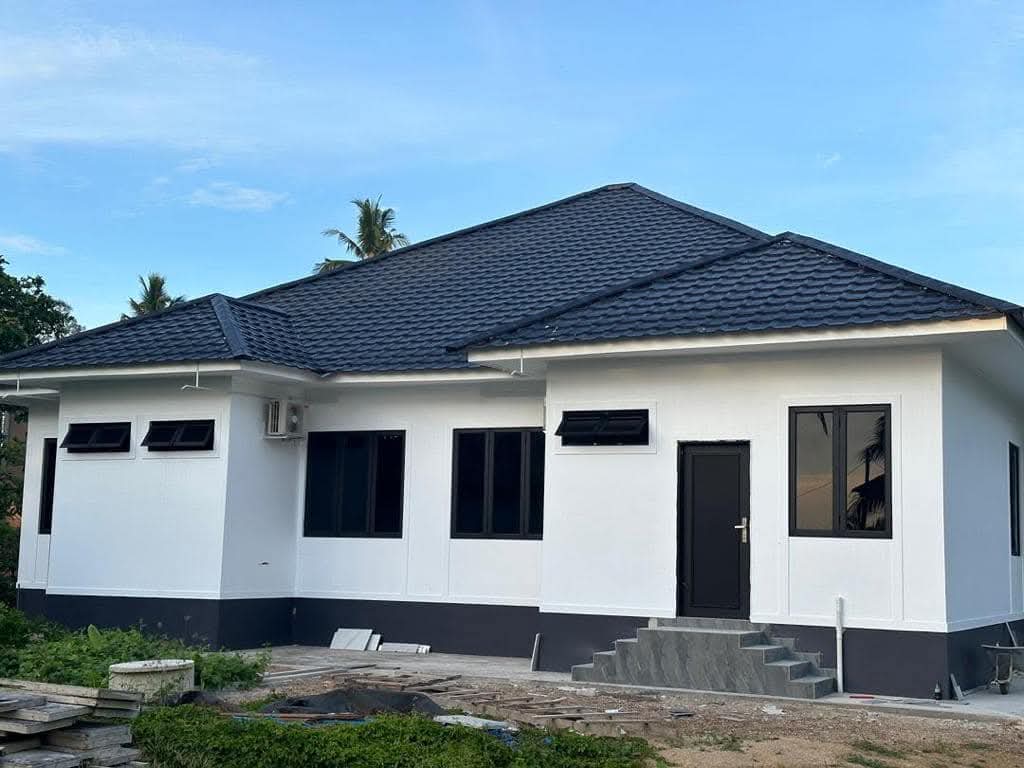 Rumah siap dibina - hadapan